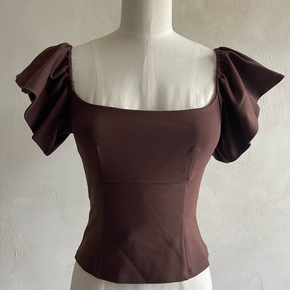 BROWN LPA FLUTTER SLEEVE TOP | Sz XS